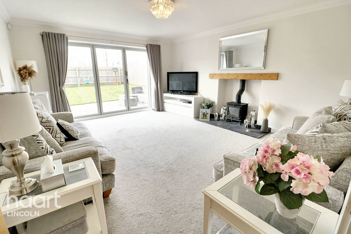 6 bedroom Detached house Lincoln Road, Skellingthorpe £650,000 haart