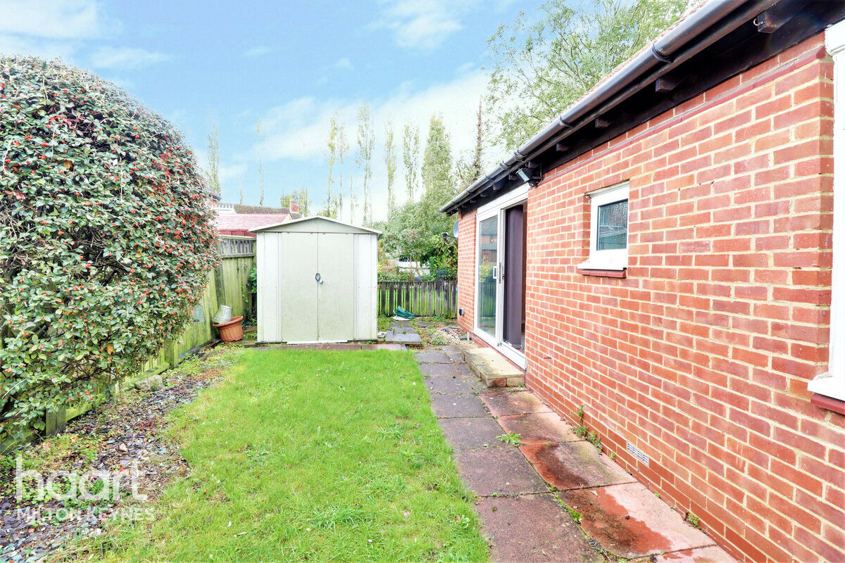 2 bedroom Detached bungalow Hobart Crescent, Willen Park £250,000