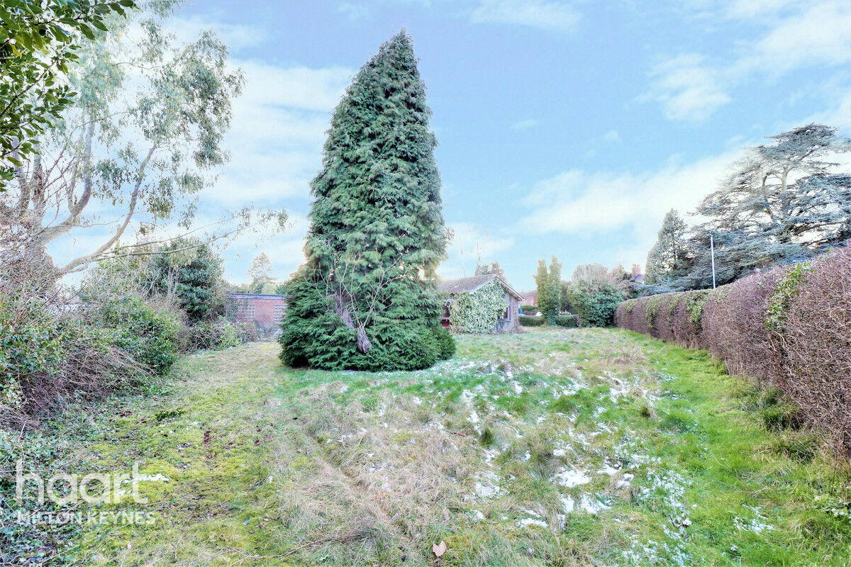 3 bedroom Detached house Church Green Road, Old Bletchley £450,000