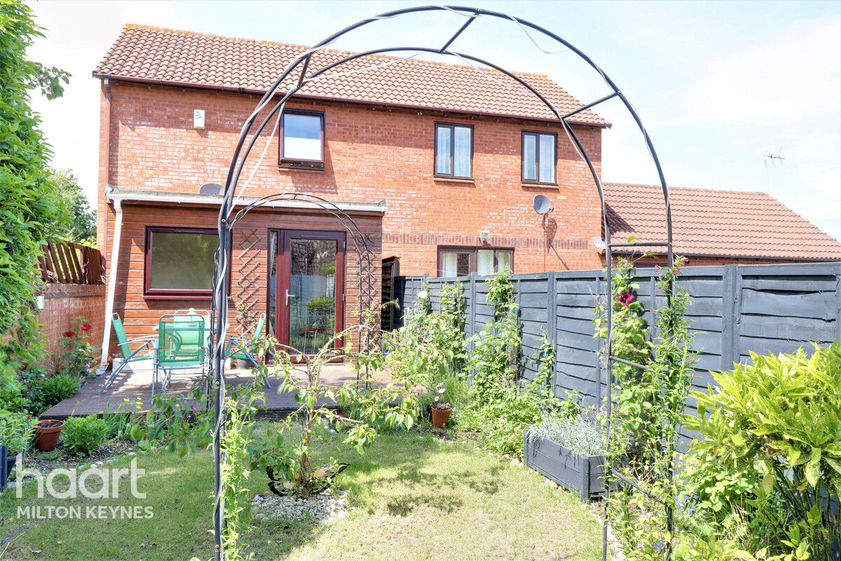 2 bedroom Semidetached house Buzzacott Lane, Furzton £63,000 haart