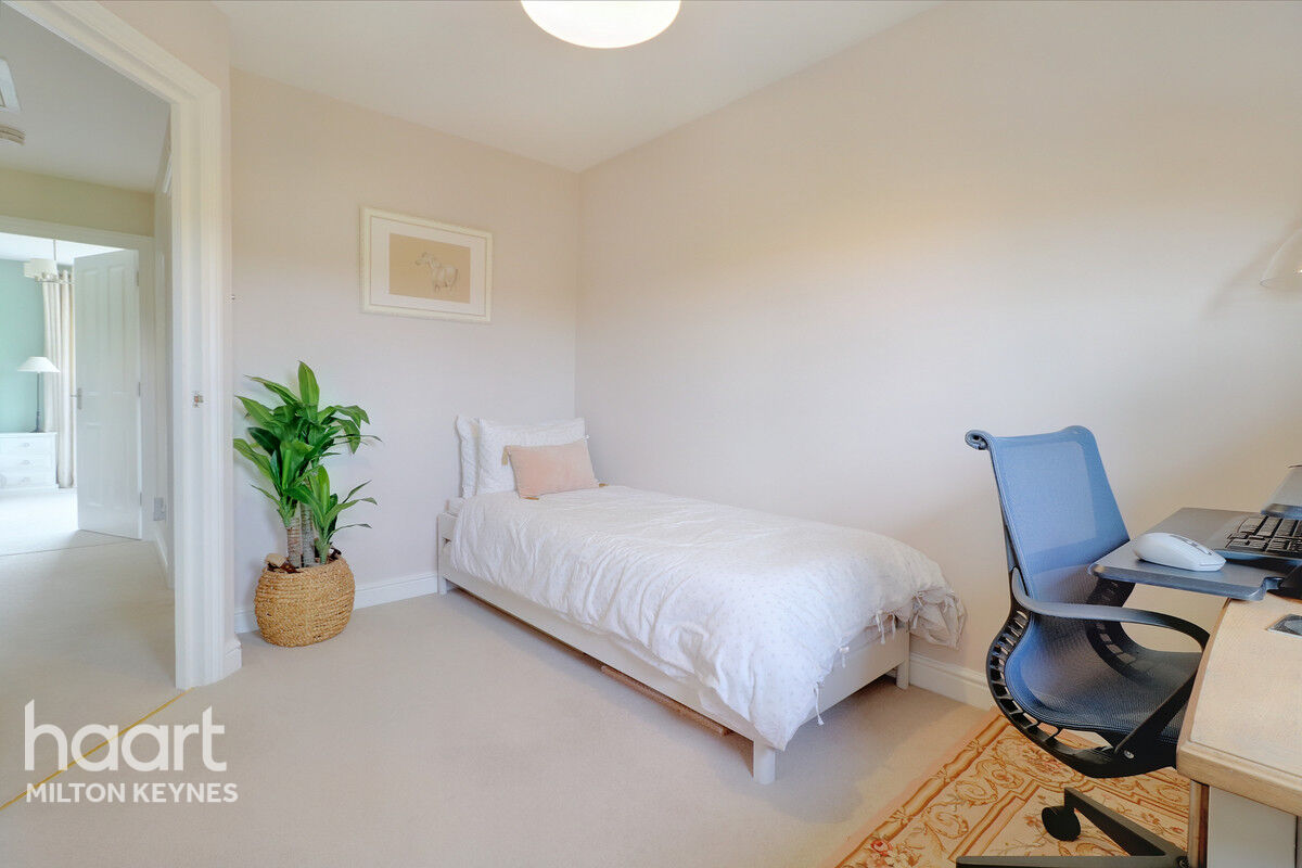4 bedroom End of terrace house Adelphi Street, Campbell Park, Milton