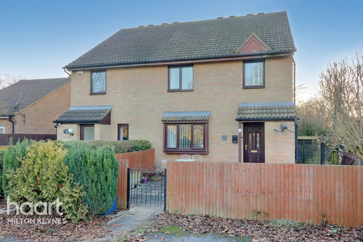 2 bedroom Terraced House Coleshill Place, Bradwell Common £270,000 haart