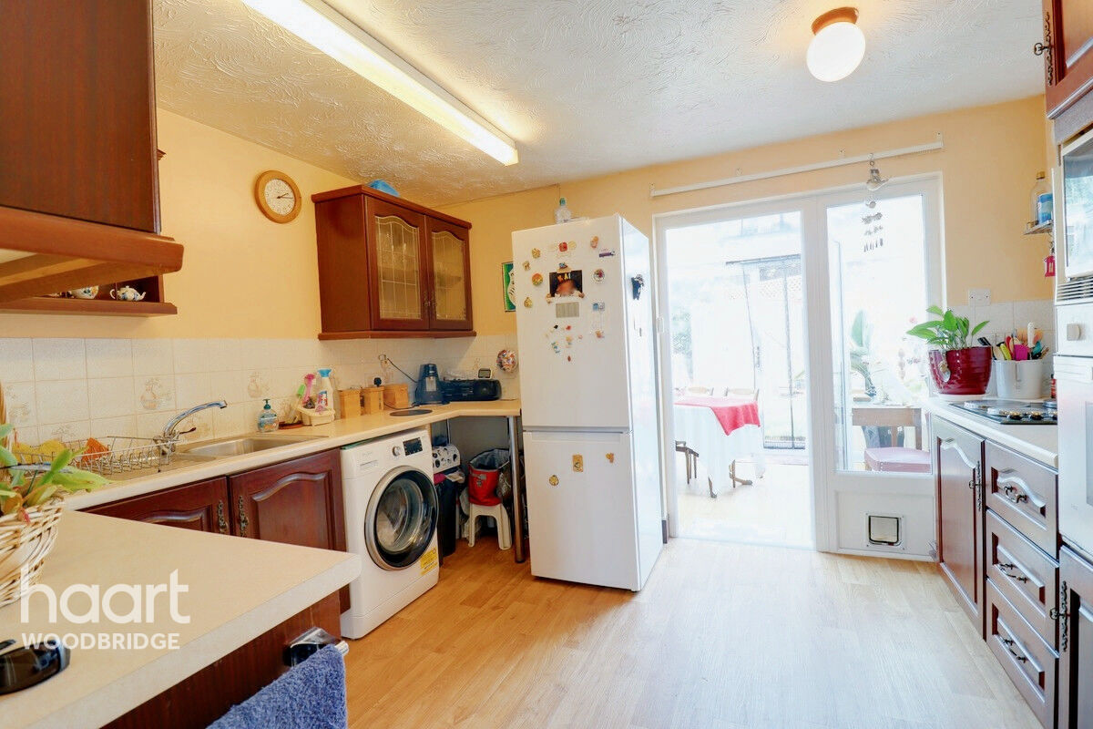 2 bedroom End of terrace house Brook Farm Road, Saxmundham £190,000