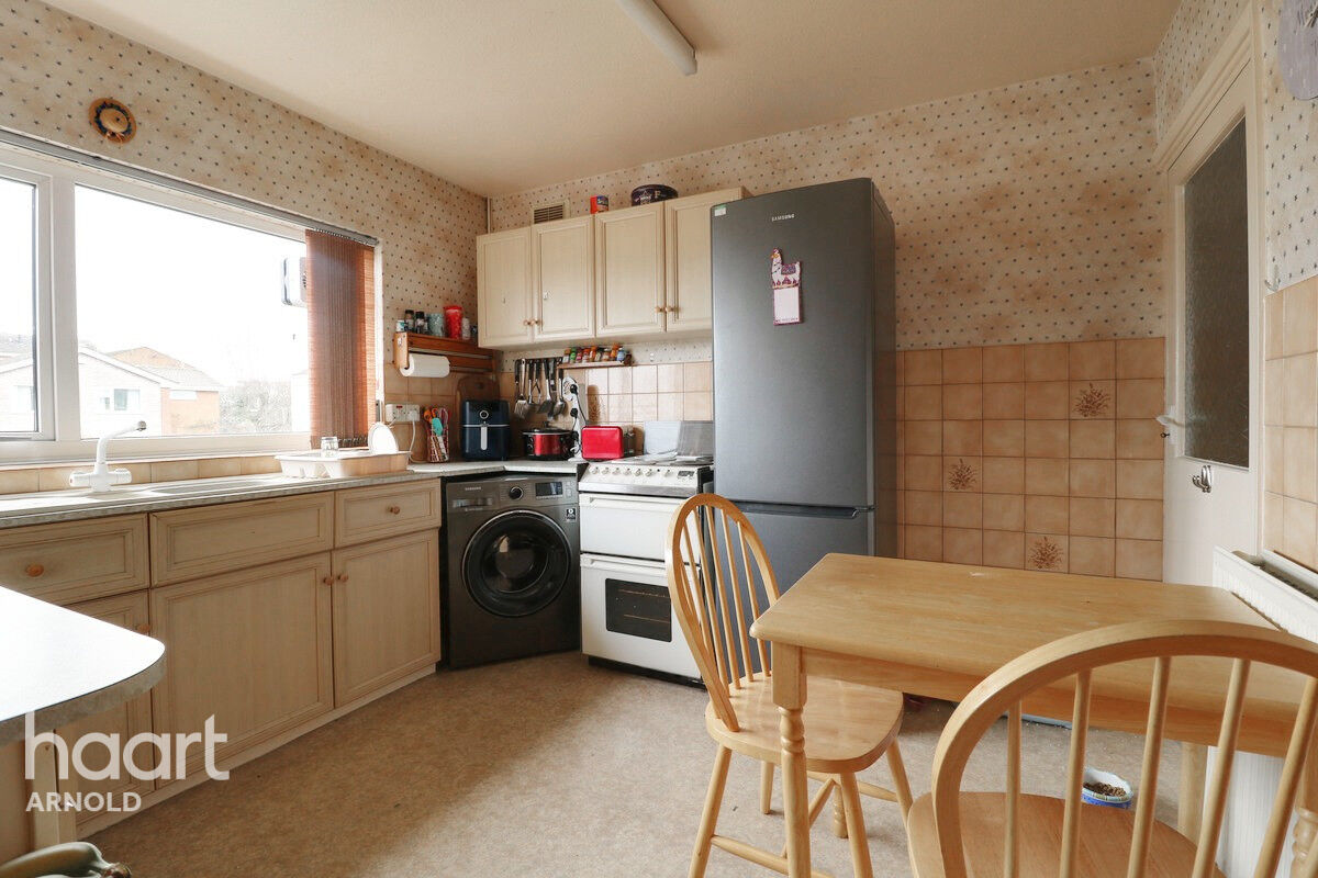 4 bedroom Detached house Middlebeck Drive, Nottingham £265,000 haart