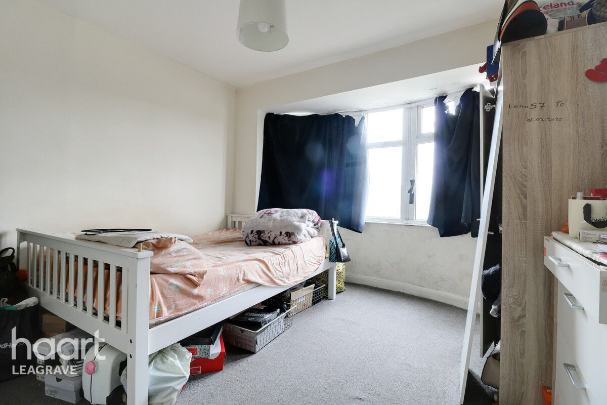 3 bedroom Terraced House Bramingham Road, Luton £260,000 haart