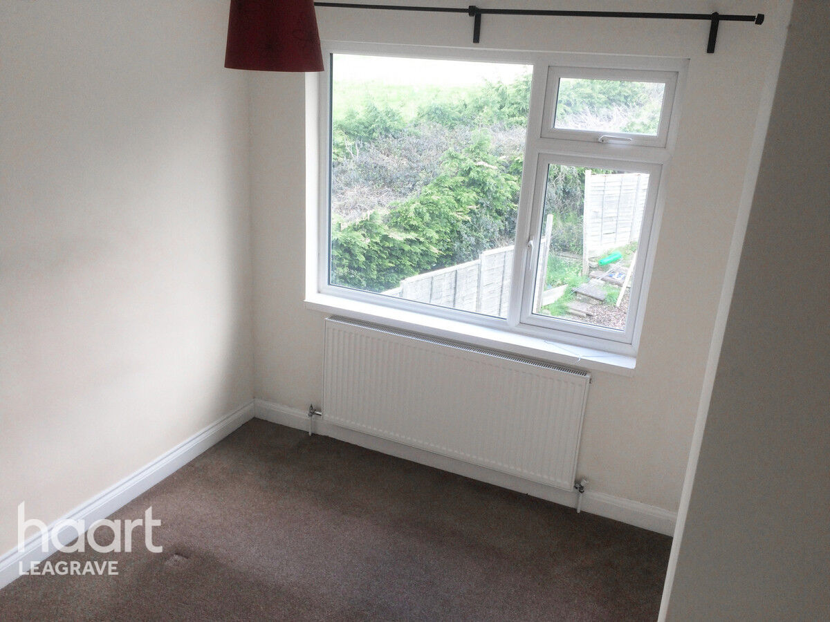 3 bedroom Terraced House Bramingham Road, Luton £260,000 haart