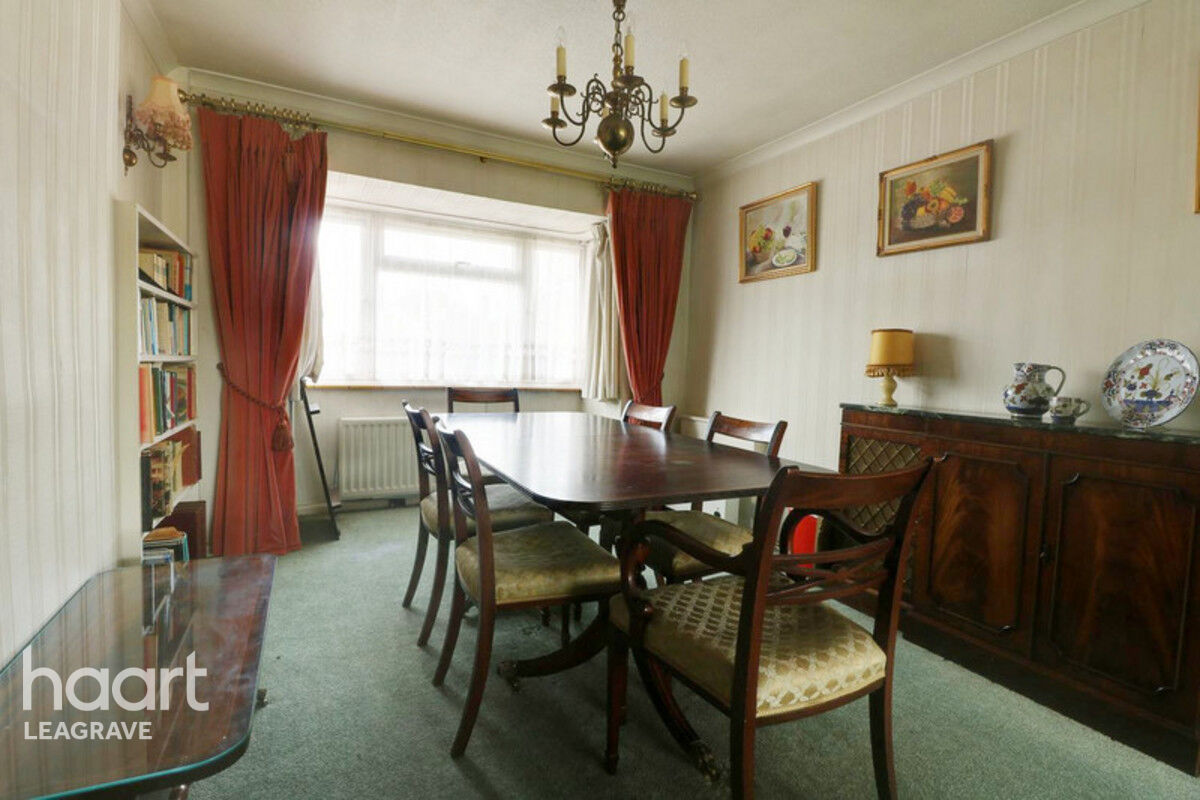 4 bedroom Detached bungalow Onslow Road, Luton £450,000 haart