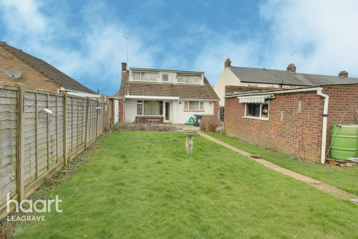 4 bedroom Detached bungalow Onslow Road, Luton £450,000 haart