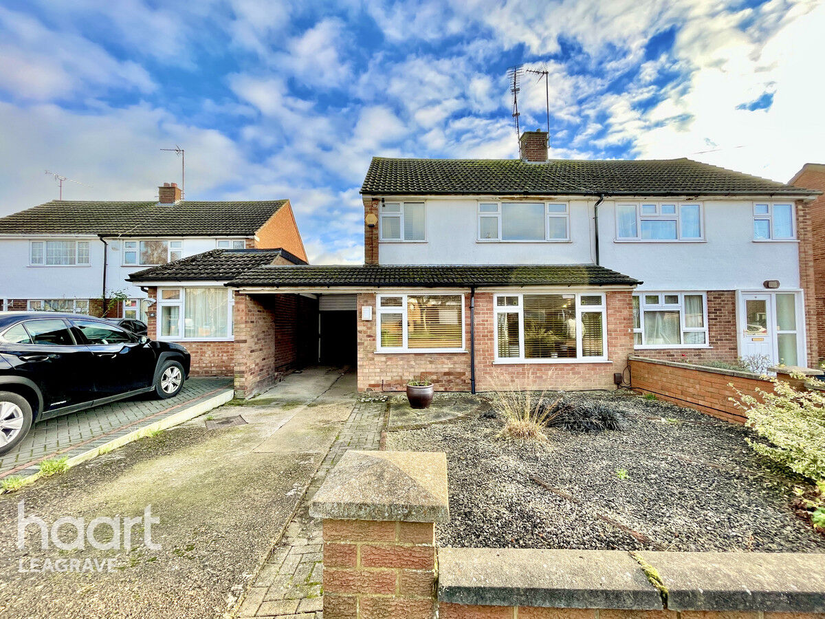 4 bedroom Semidetached house Epping Way, Luton £350,000 haart