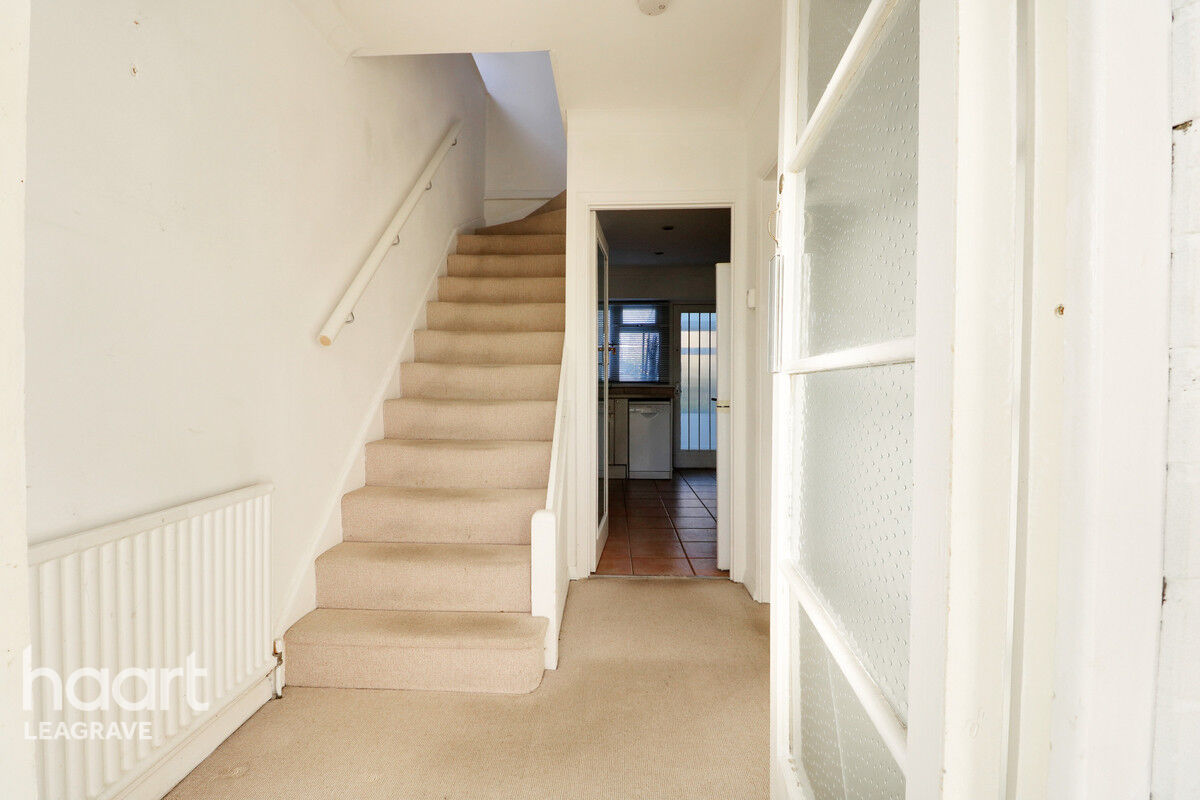 3 bedroom Semidetached house Stoneygate Road, Luton £325,000 haart