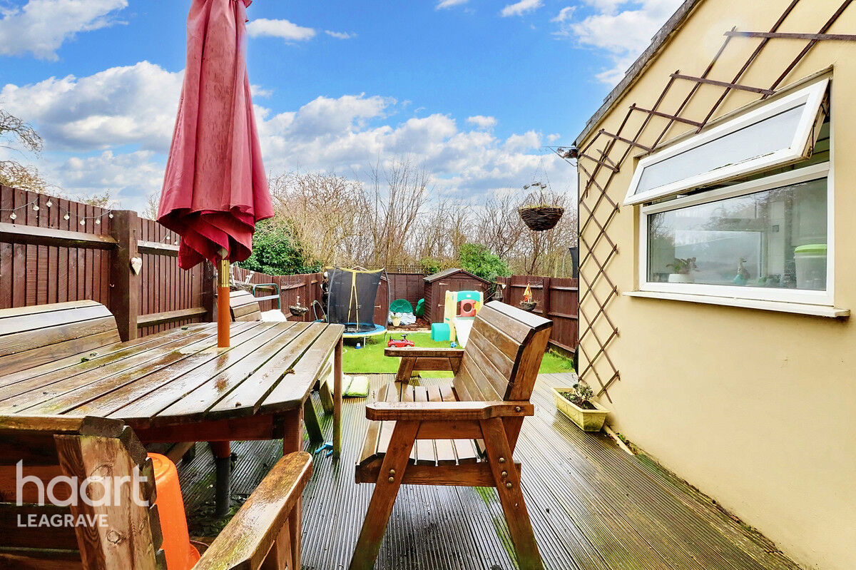 3 bedroom Terraced House Westmorland Avenue, Luton £325,000 haart