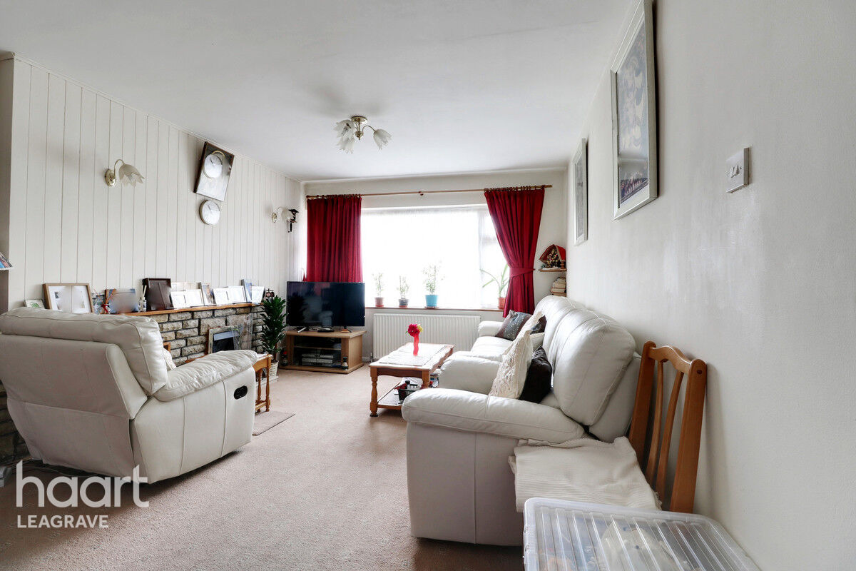 4 bedroom Semidetached house Westmorland Avenue, Luton £375,000