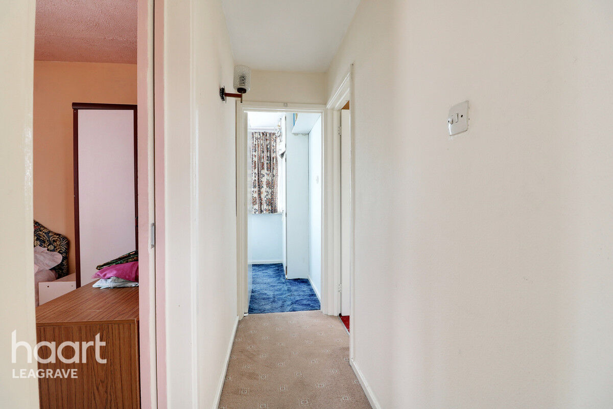 4 bedroom Semidetached house Westmorland Avenue, Luton £375,000