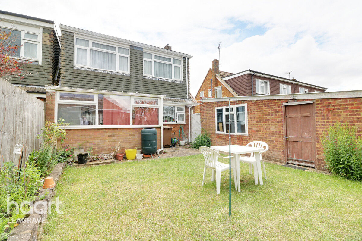 4 bedroom Semidetached house Westmorland Avenue, Luton £375,000