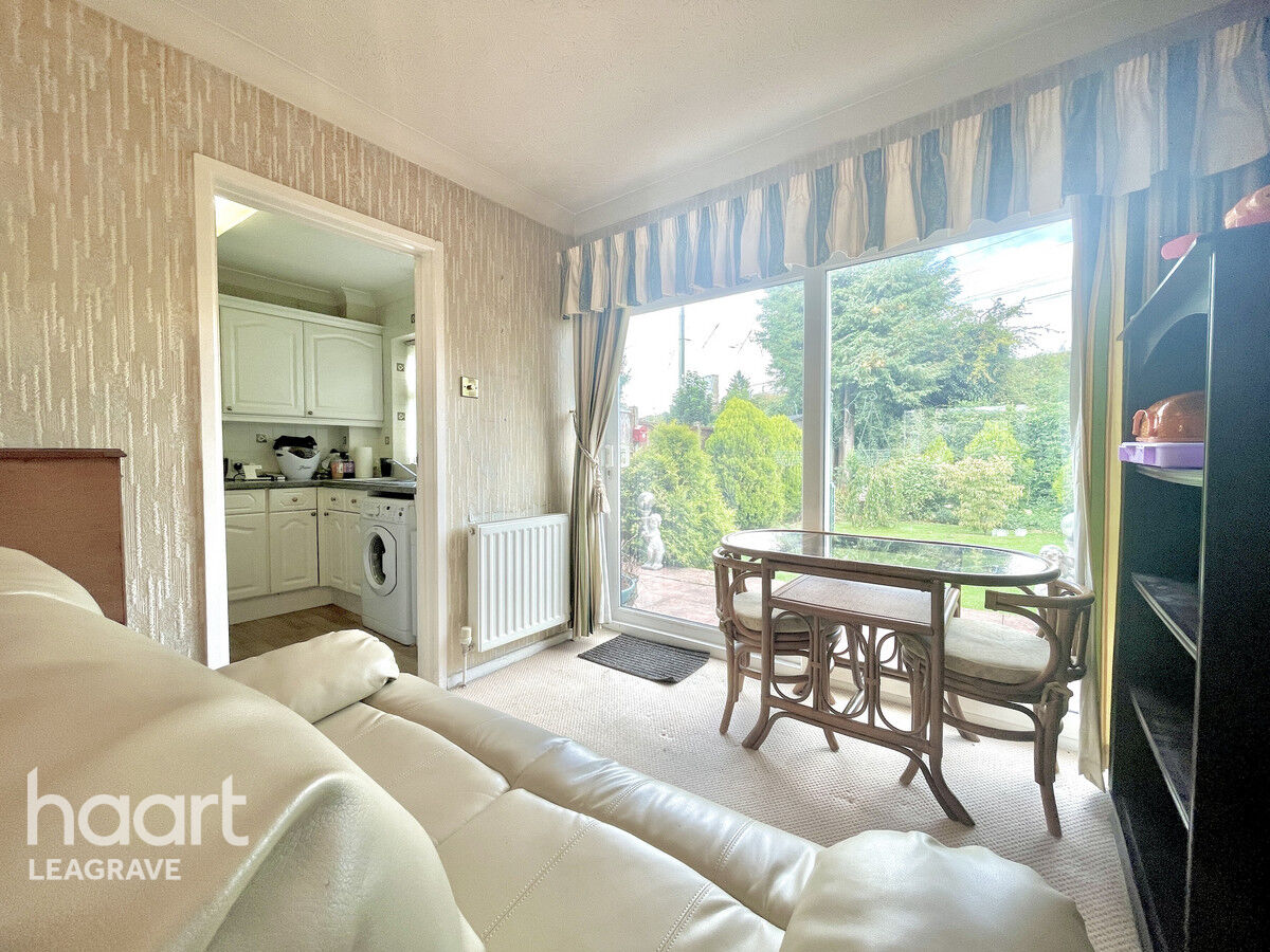 4 bedroom End of terrace house Toddington Road, Luton £350,000 haart