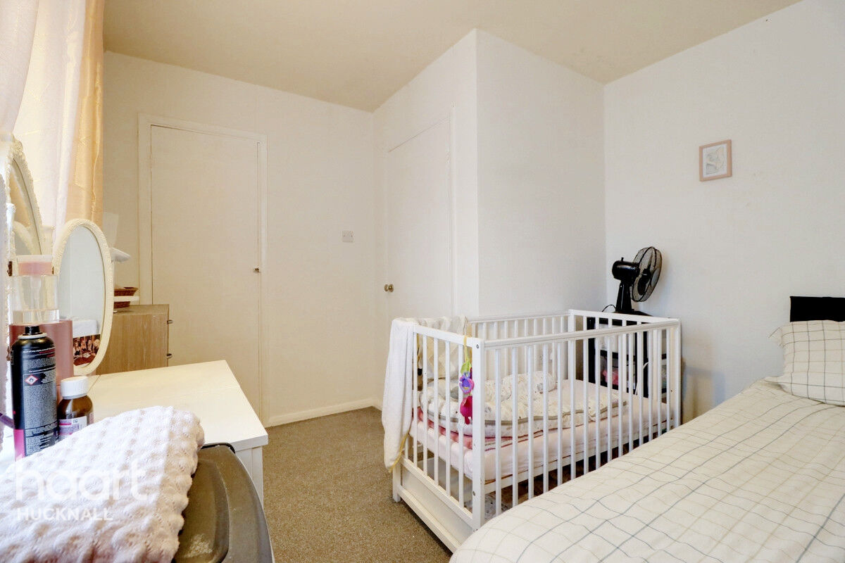 3 bedroom Semidetached house Cherry Avenue, Hucknall, Nottingham £