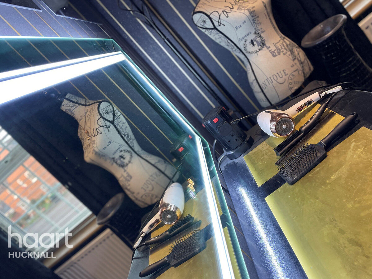 5 bedroom Detached house Peregrine Road, Hucknall, Nottingham £