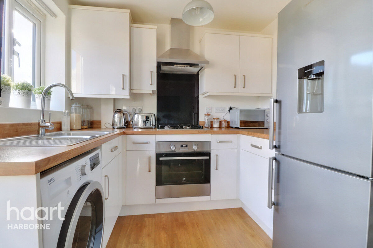 2 bedroom Semidetached house Ansell Way, Harborne £270,000 haart