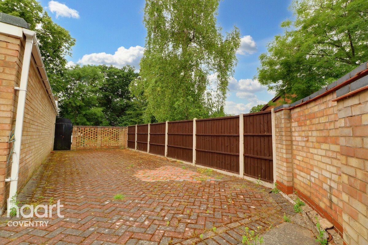 4 bedroom Detached house St Martins Road, Coventry £460,000 haart