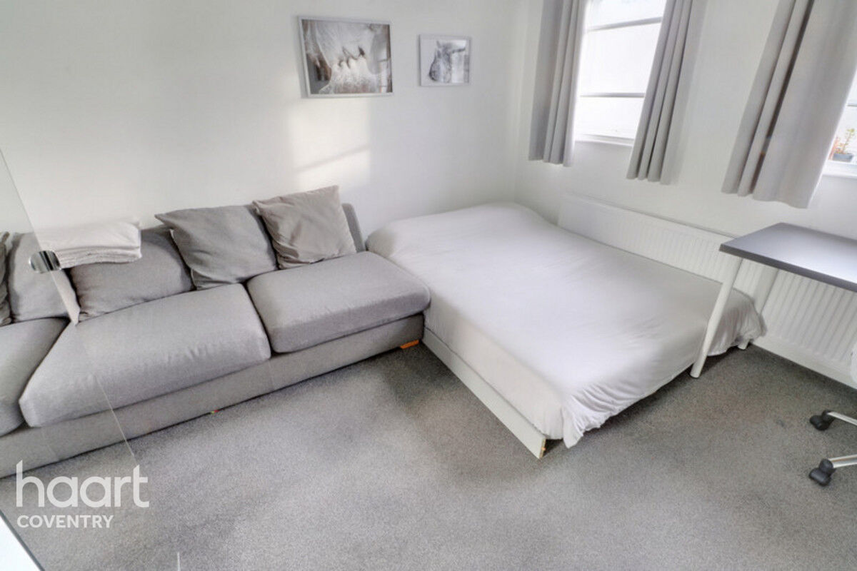 3 bedroom Semidetached house Tile Hill Lane, Coventry £230,000 haart