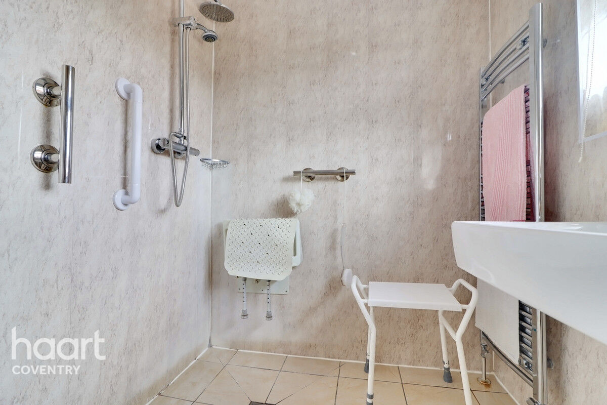 4 bedroom Semidetached house Shirley Road, Coventry £325,000 haart