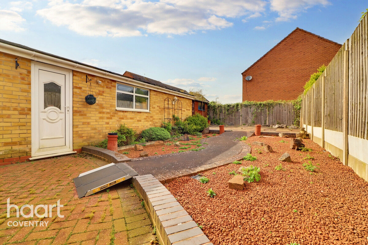 4 bedroom Semidetached house Shirley Road, Coventry £325,000 haart
