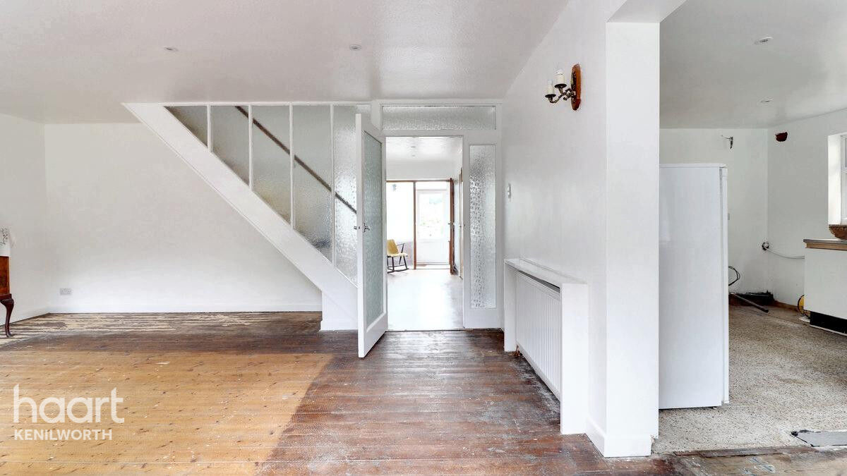 3 bedroom Detached house Windmill Close, Kenilworth £500,000 haart