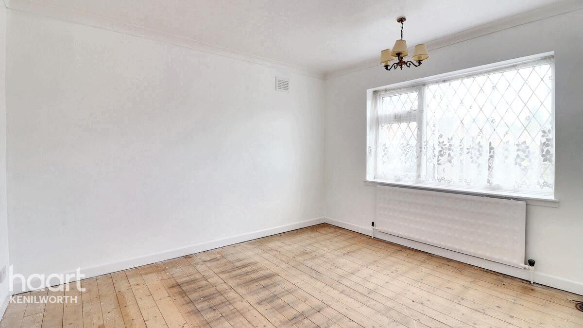 3 bedroom Detached house Windmill Close, Kenilworth £500,000 haart