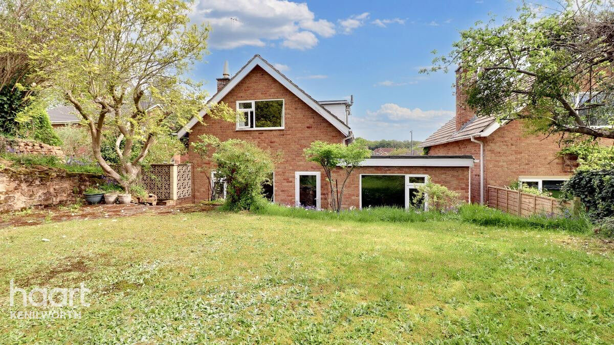 3 bedroom Detached house Windmill Close, Kenilworth £500,000 haart