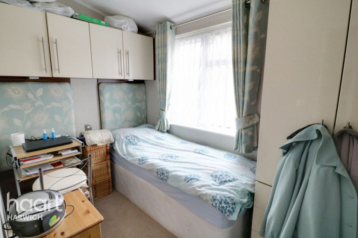 2 bedroom Lodge Low Road, HARWICH £170,000 haart