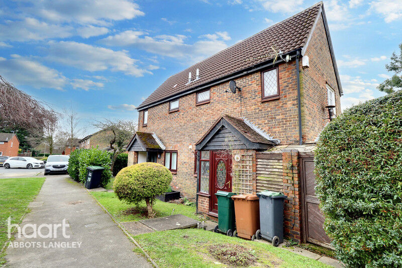 1 bedroom Semidetached house Furtherfield, Abbots Langley £325,000