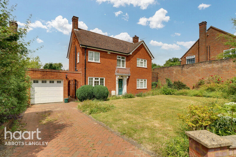 Property For Sale In Abbots Langley, Three Rivers haart