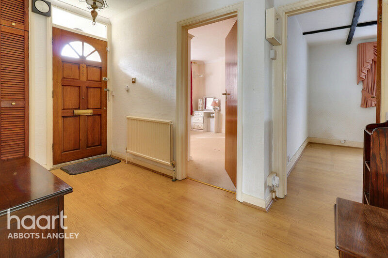 Property For Sale In Abbots Langley, Three Rivers haart