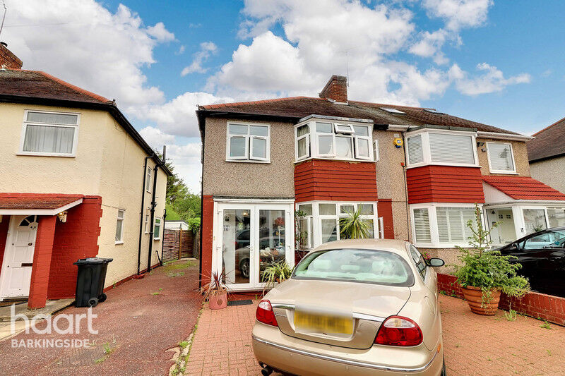 3 bedroom Semidetached house Naseby Road, Clayhall £500,000 haart