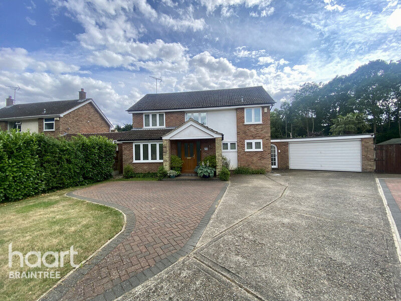 Property For Sale In Braintree, Essex haart
