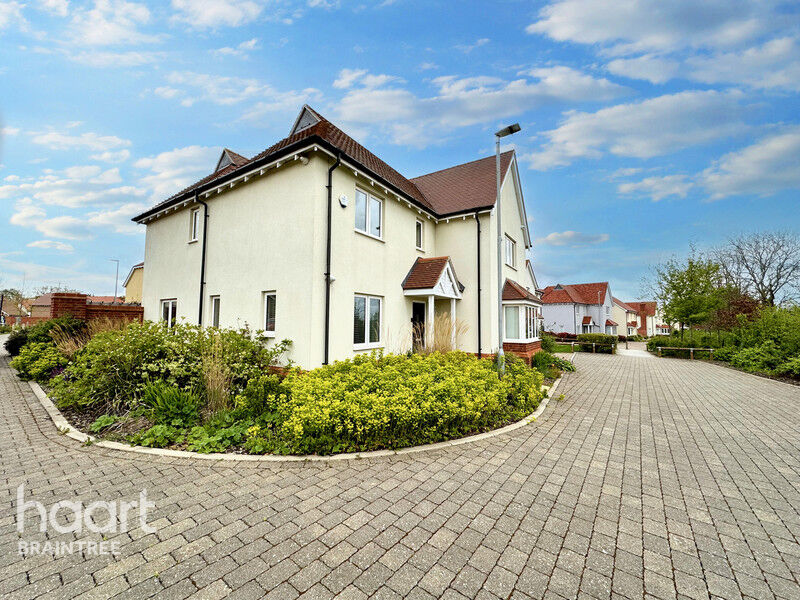 Property For Sale In Braintree, Essex haart
