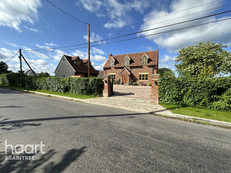 Property For Sale In Braintree, Essex haart