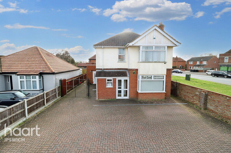 4 bedroom Detached house Foxhall Road, Ipswich £475,000 haart