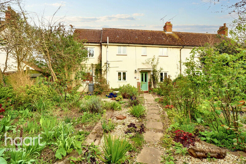 3 bedroom Semidetached house Old Kirton Road, Felixstowe £325,000