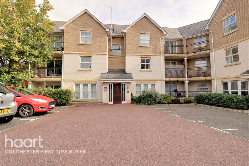 3 bedroom Apartment Wallace Road, Colchester £230,000 haart