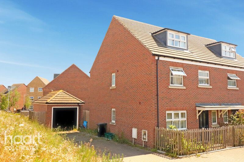 Property For Sale In Colchester, Essex haart