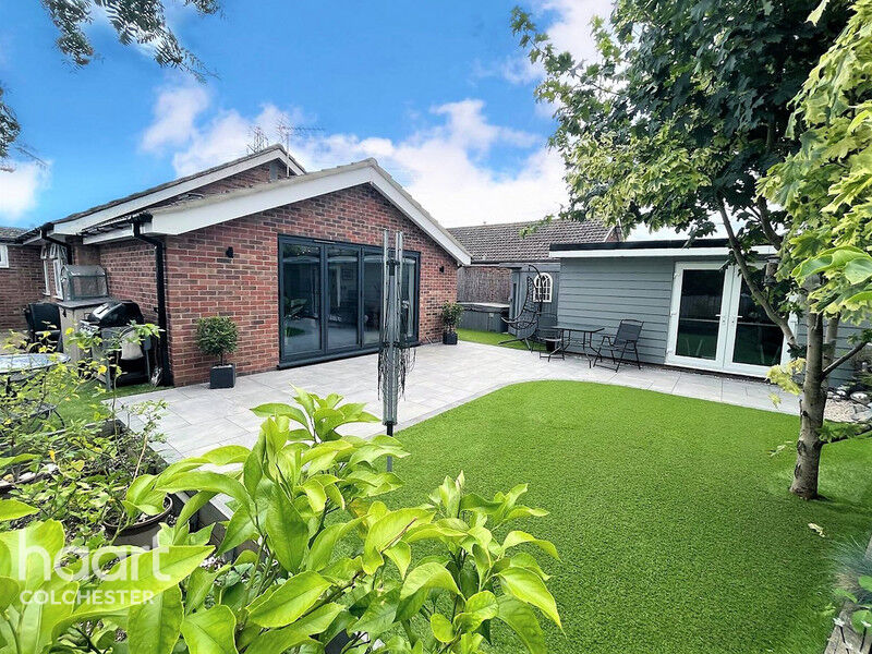 Property For Sale In Jaywick, Tendring haart