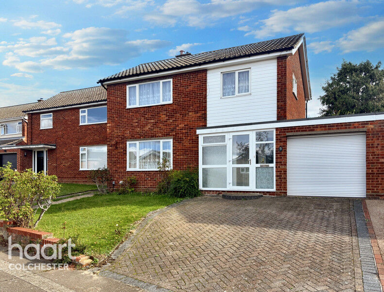 Property For Sale In Colchester, Essex haart
