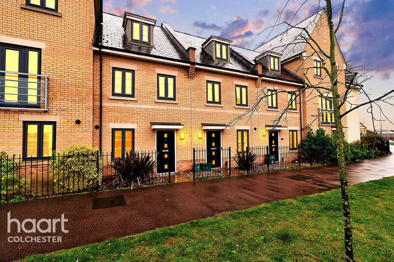 Terrace Houses For Sale In Birchhall Corner, Tendring haart