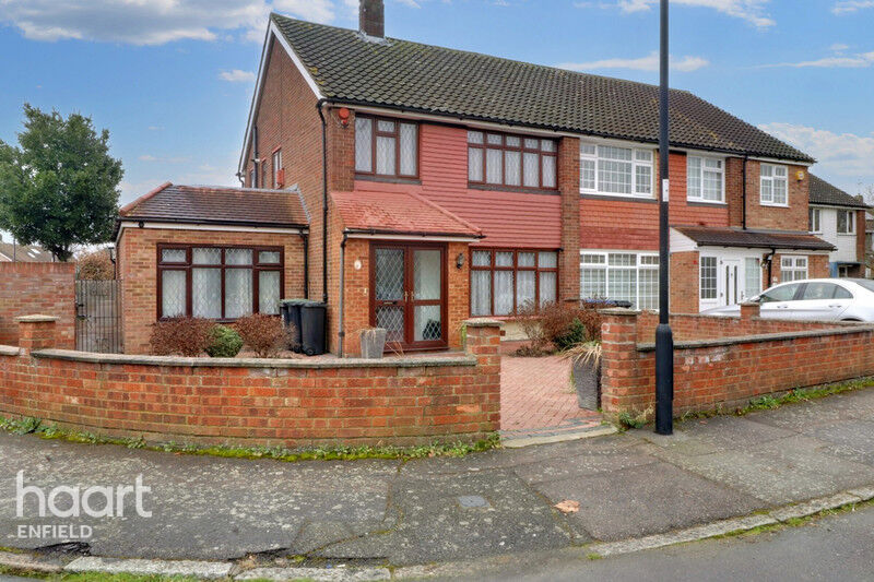 Property For Sale In Enfield Island Village, Enfield haart