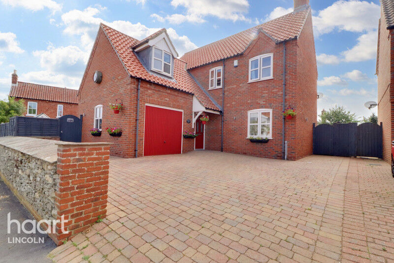 4 bedroom Detached house Private Lane, NormanbyBySpital £365,000