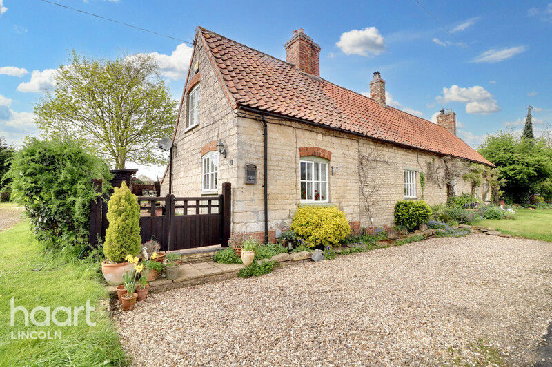 Property For Sale In Ruskington, North Kesteven haart