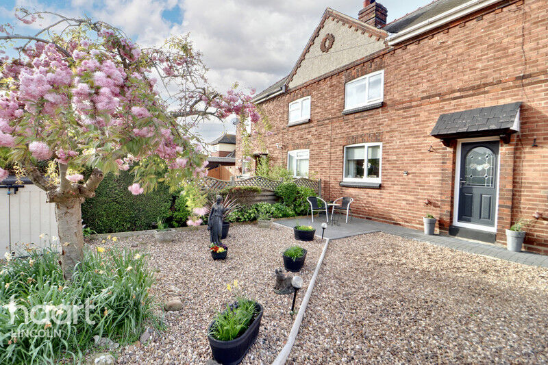 Property For Sale In Ruskington, North Kesteven haart