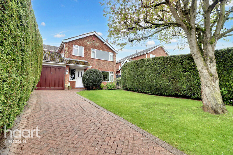 4 bedroom Detached house Martin Close, Heighington £350,000 haart