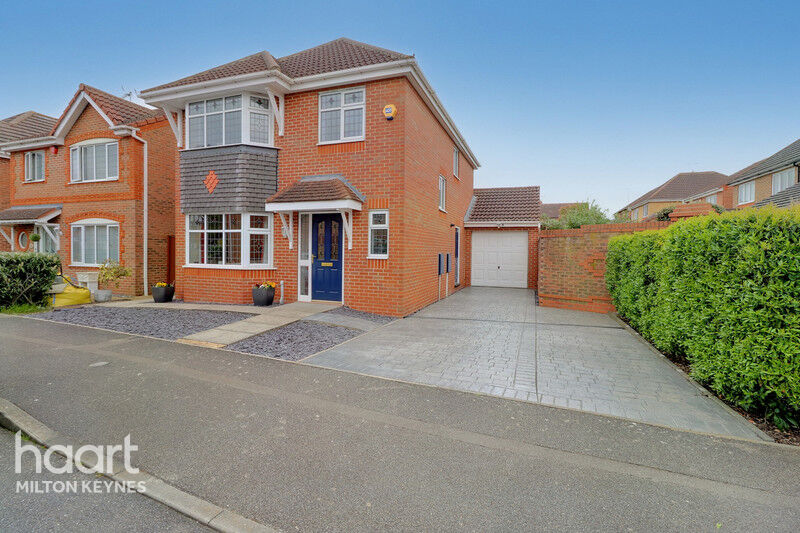 4 bedroom Detached house Nottingham Grove, Bletchley £450,000 haart